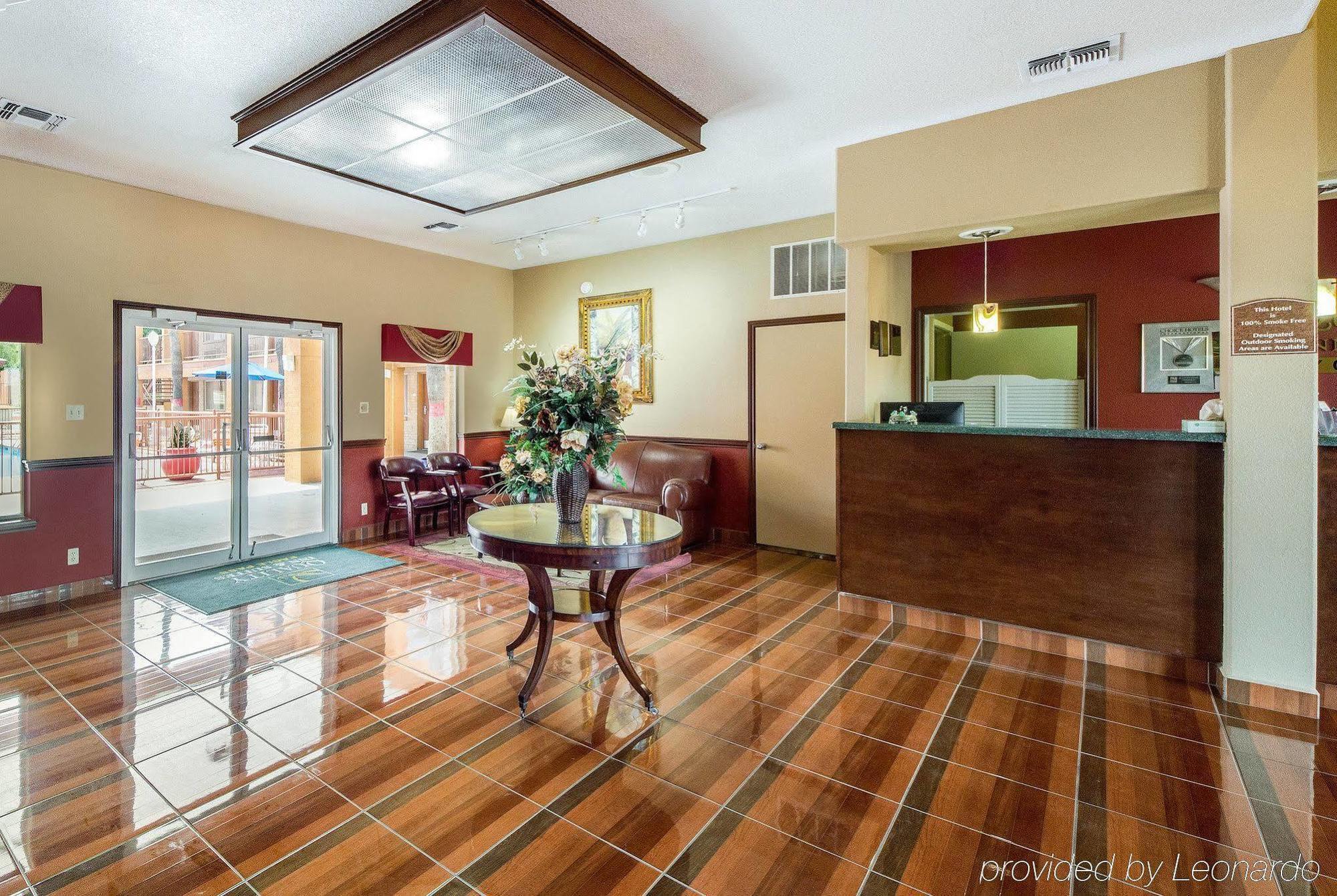 Econo Lodge Inn & Suites Eagle Pass Exteriör bild